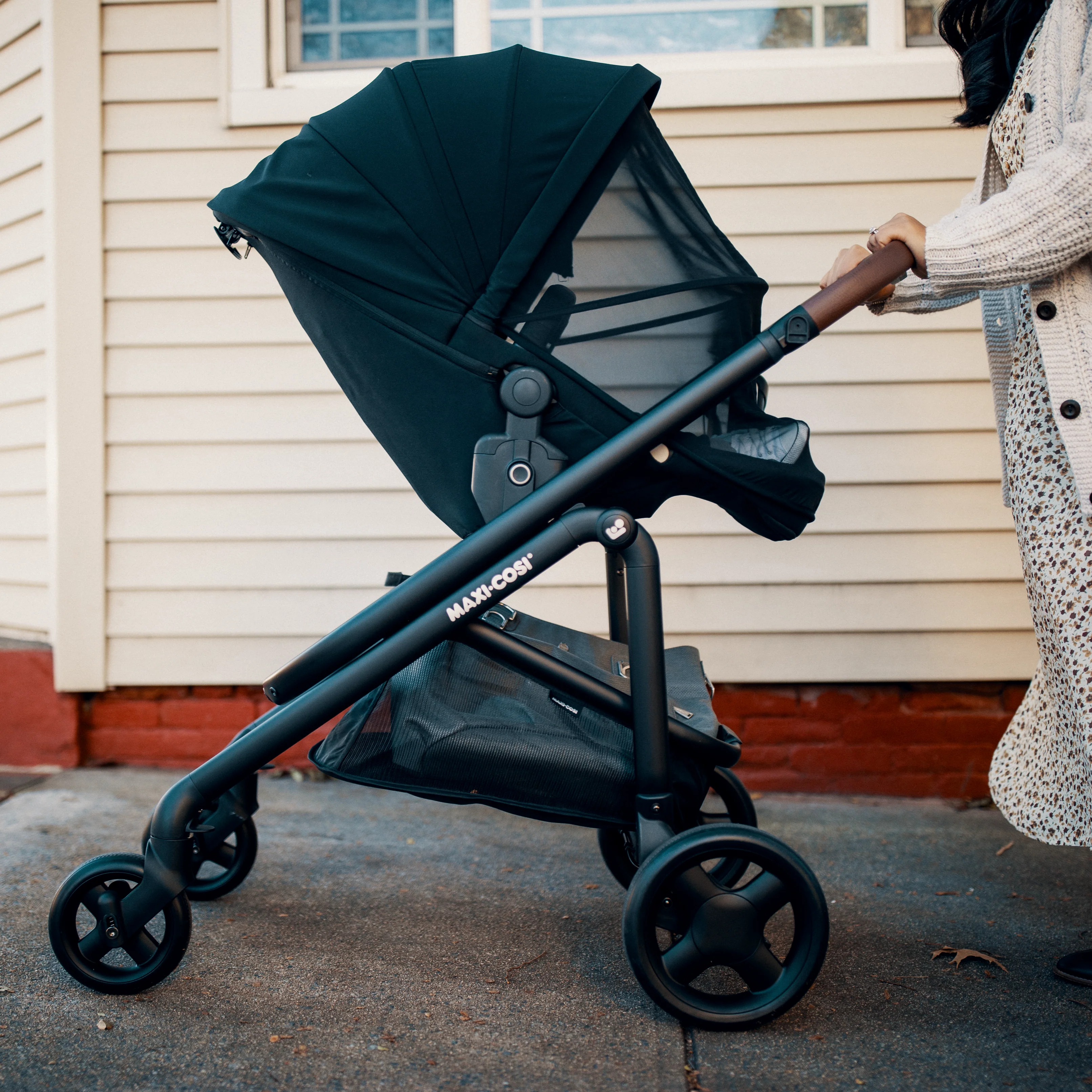 Tayla™ Travel System